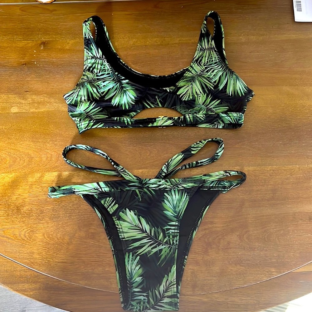 Fashion Nova black bikini with “jungle feel”